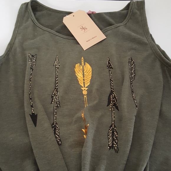 Graphic beaded faux knot tank top NWT - Picture 4 of 6